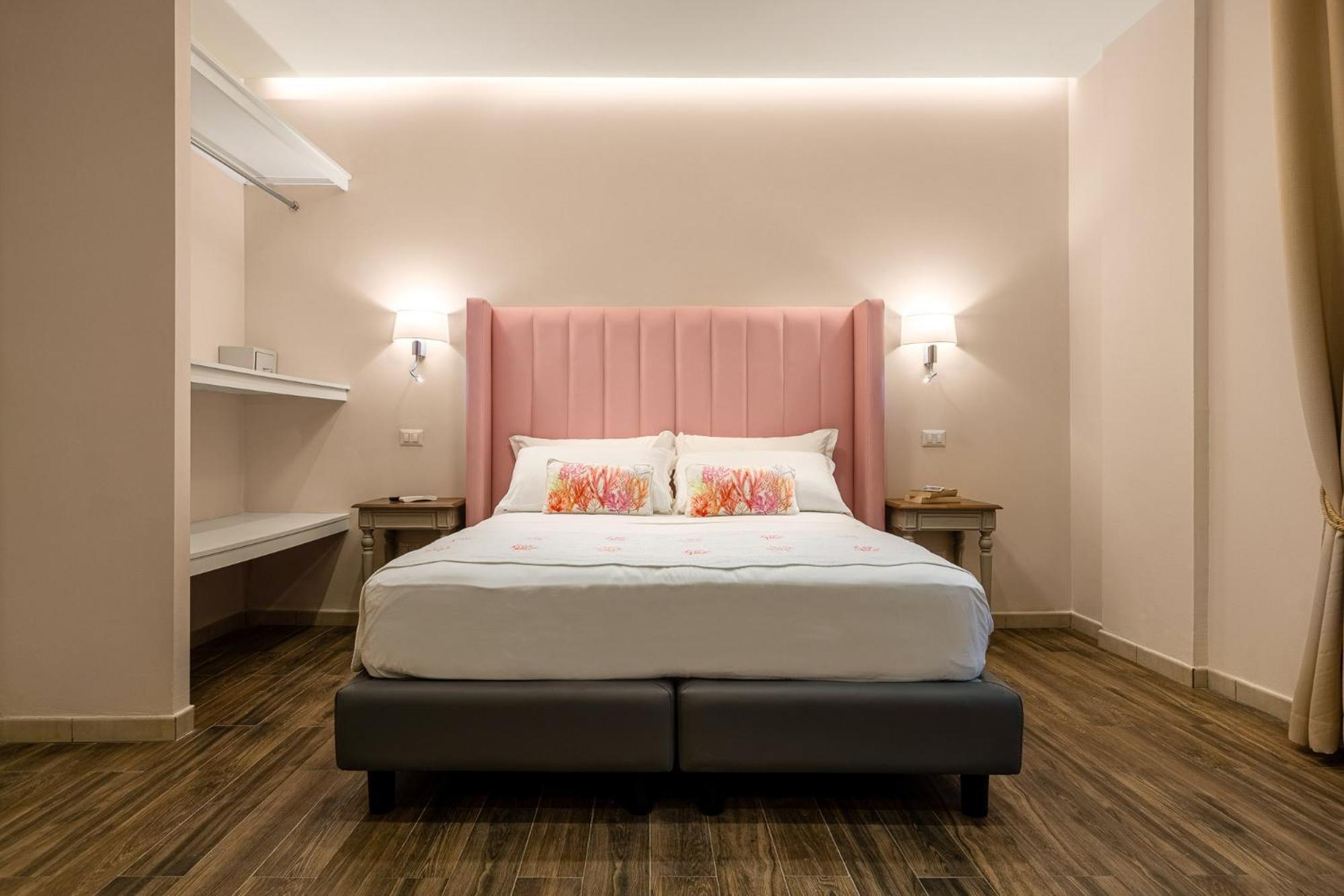Onda Marina Suites Cagliari Exterior foto